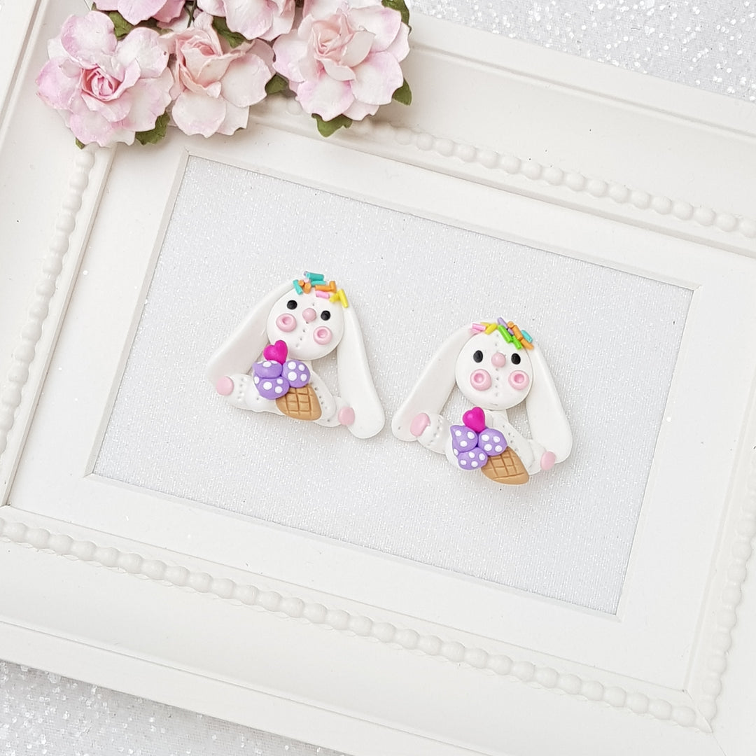 Sweet bunny - Handmade Flatback Clay Bow Centre - Crafty Mood