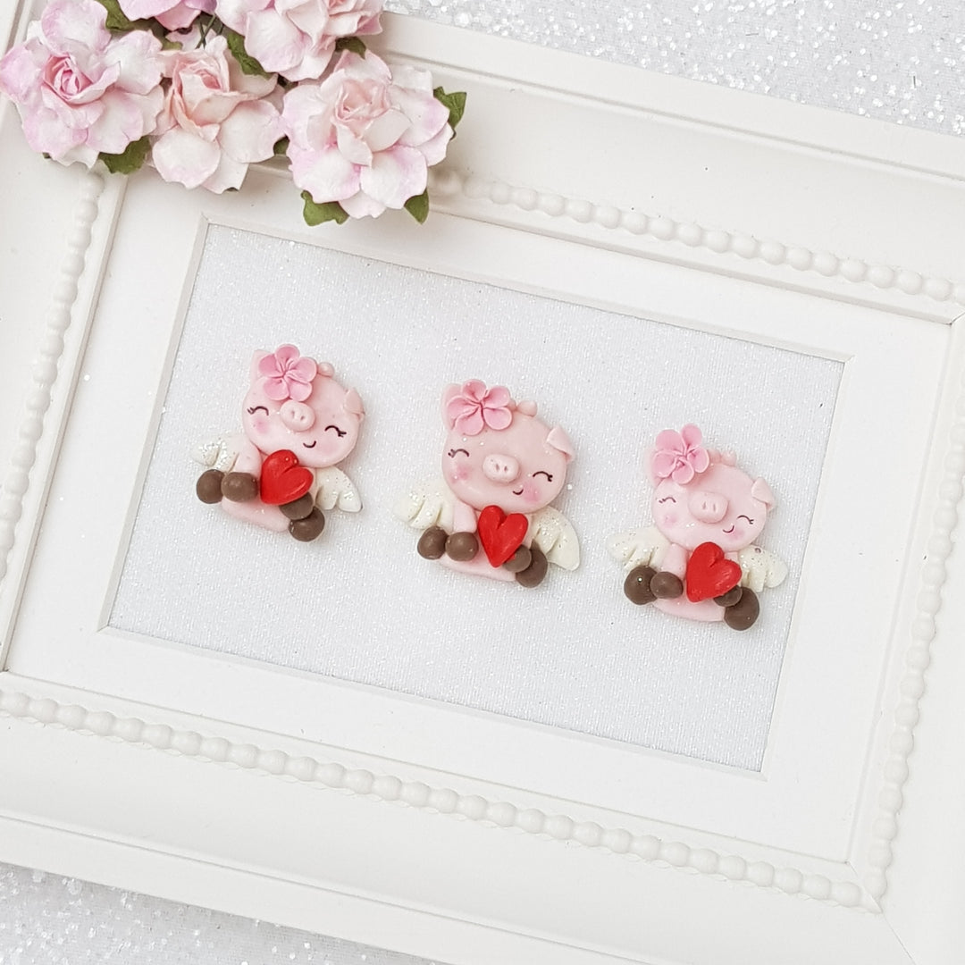 Sweet pig holding heart - Embellishment Clay Bow Centre - Crafty Mood