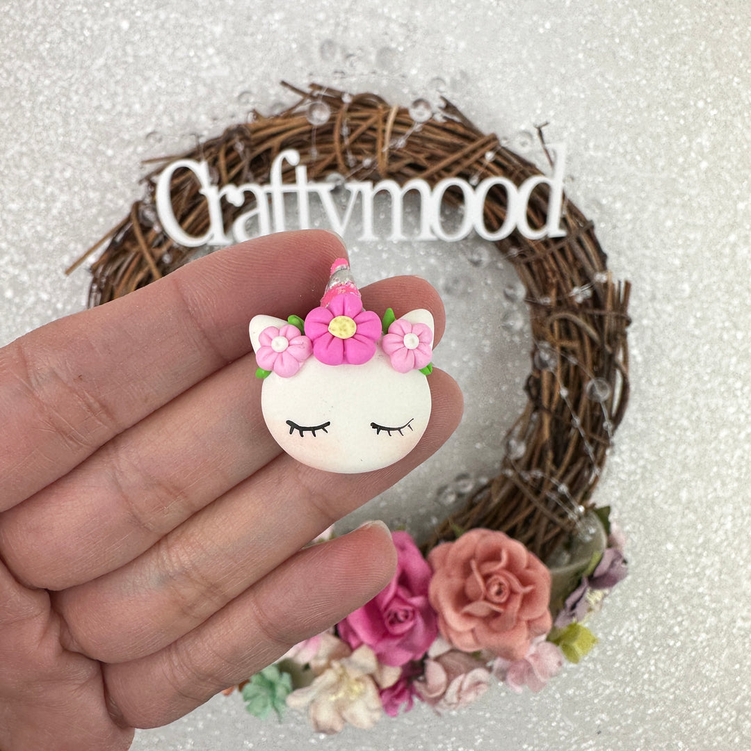 Unicorn head flower pink - Embellishment Clay Bow Centre