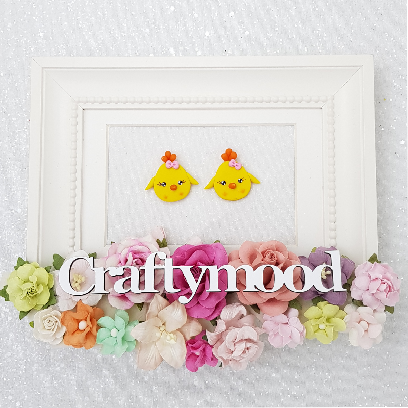 Yellow chick - Handmade Flatback Clay Bow Centre