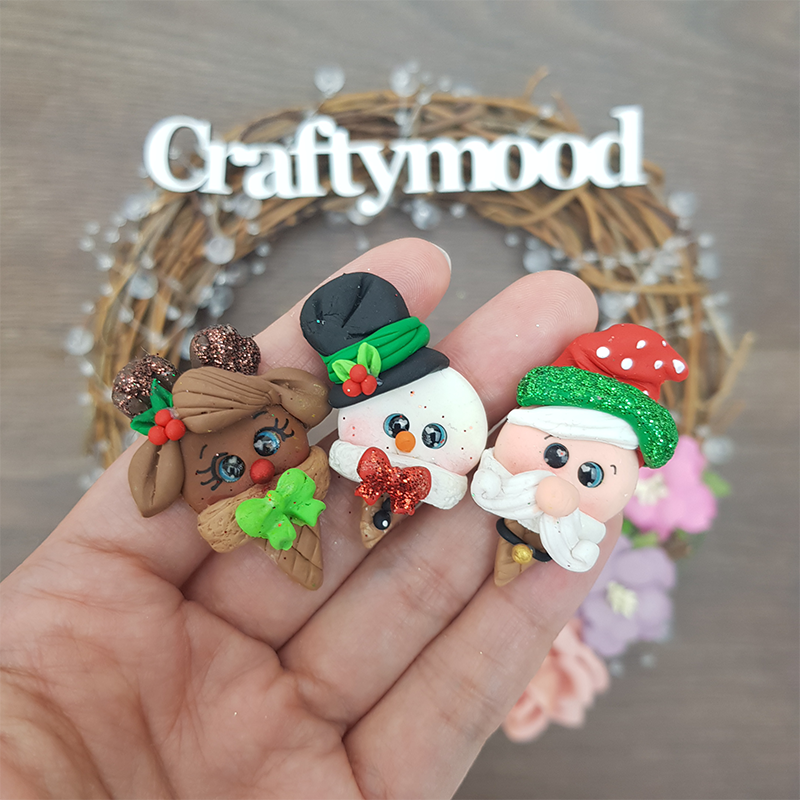 Christmas ice cream - Embellishment Clay Bow Centre