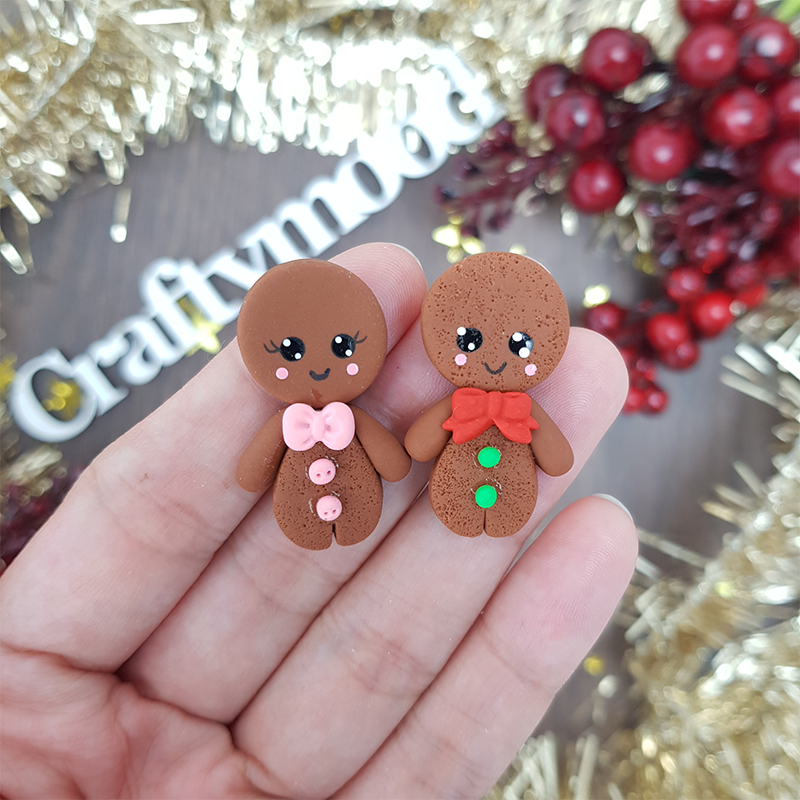 Gingerbread couple - Handmade Flatback Clay Bow Centre