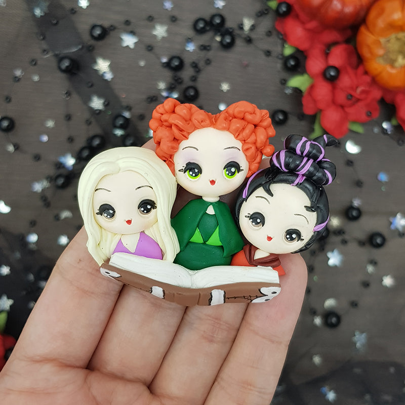 Halloween trio witch - Embellishment Clay Bow Centre