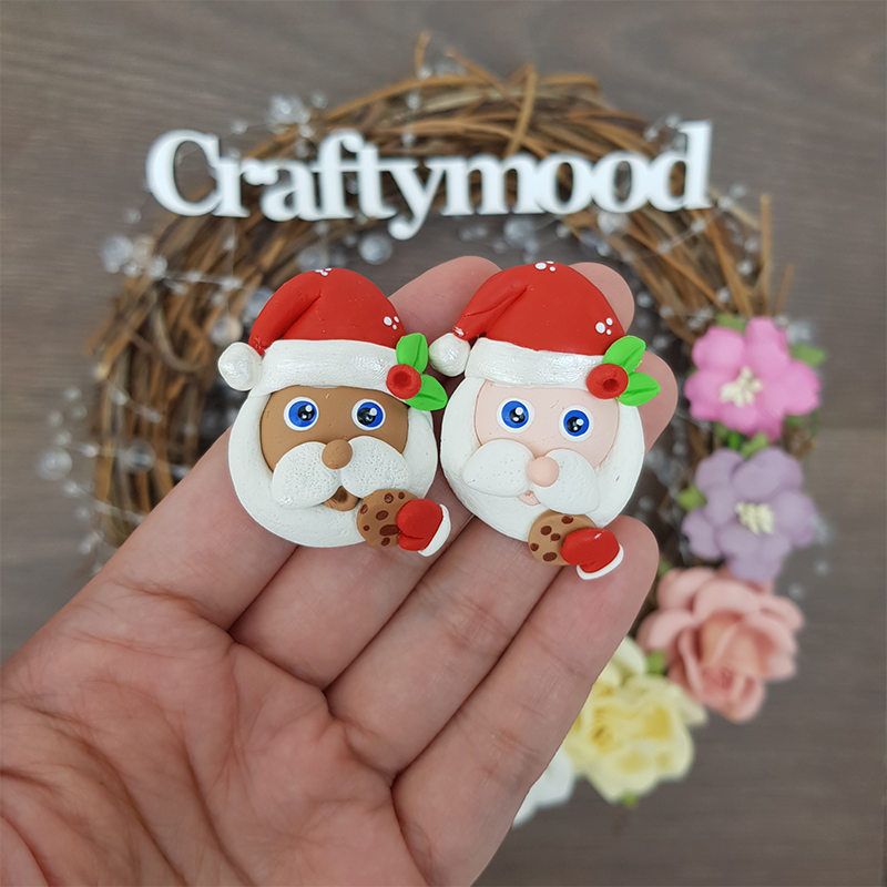 Santa eat cookie - Handmade Flatback Clay Bow Centre