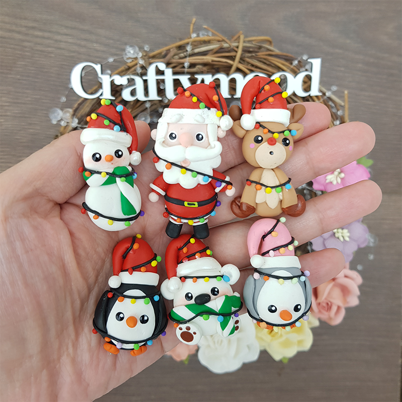 Tangled in Christmas lights - Handmade Flatback Clay Bow Centre